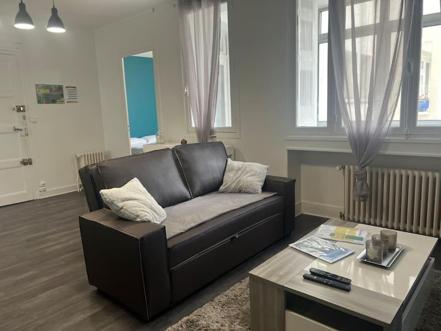 Appartement Proche Des Facs Lebon Клермон-Феран Екстериор снимка