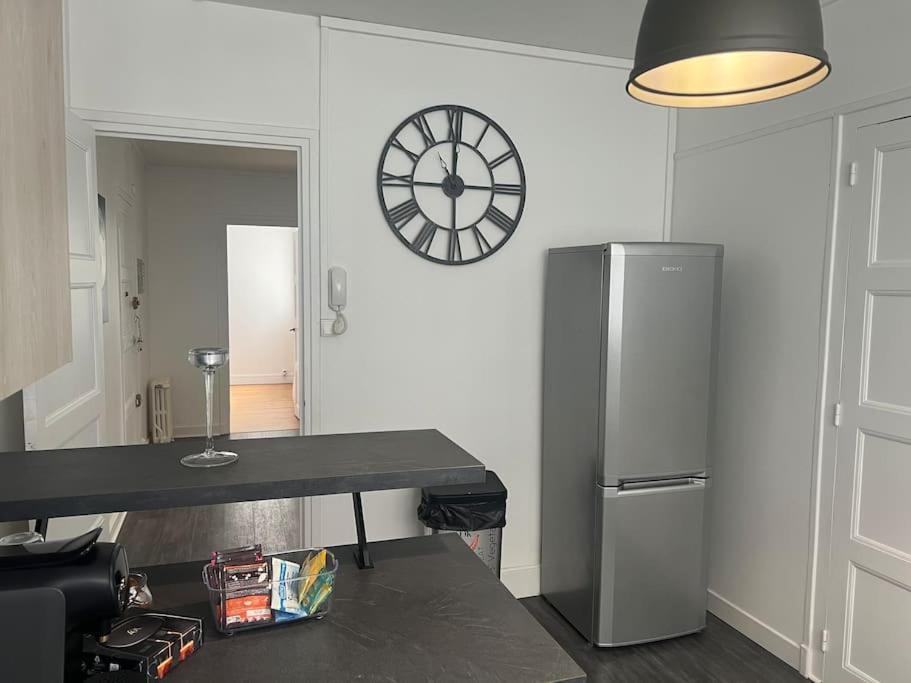 Appartement Proche Des Facs Lebon Клермон-Феран Екстериор снимка